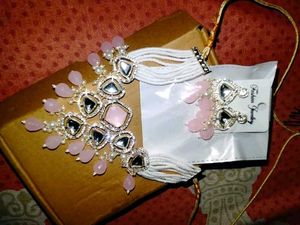 Elegant Pink Stone Choker Necklace Set