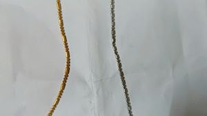 Set Of 2 Golden And Silver Chains