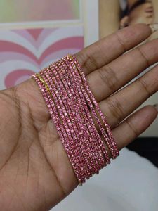 dark pink sparkling bracelet ✨