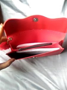 Saaree Gifting