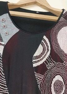 Unique Black &amp; White Print Kurta Top