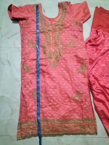 Elegant Pink Embroidered Kurta Set for Women