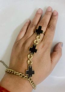 Unique Cross Hand Chain Bracelet