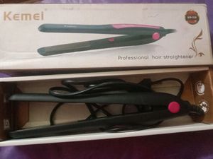 I Have 2 Straightener
