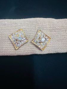 Sparkling Rhombus Stud Earrings
