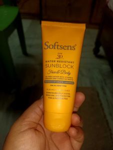 Softsens Sunblock SPF 30 Face & Body