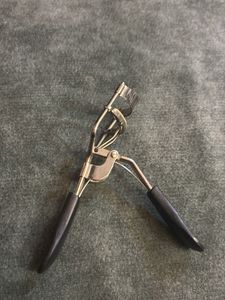 Eyelash Curler &amp; Hair Clips Set