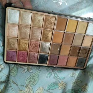 Neutral Eyeshadow Palette