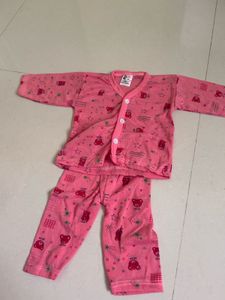 New Baby Sleepsuit (4 dresses)