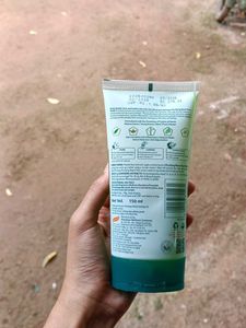 Himalaya Purifying Neem Face Wash