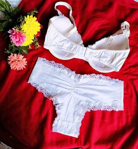 White Lace Bra &amp; Panty Set