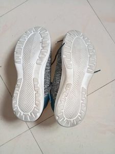 Stylish Grey Knit Sneakers