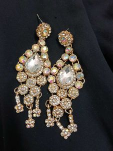 Exquisite Kundan Necklace Set with Earrings
