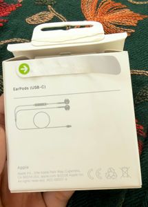 New Original Apple TYPE C earpods