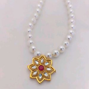 Pearl & Kundan Flower Necklace
