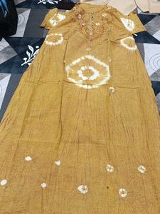 Embroidered night gown