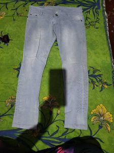 Light Wash Denim Jeans with Ruched Details
