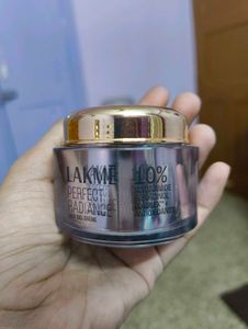 Lakme Perfect Radiance Day Gel Creme