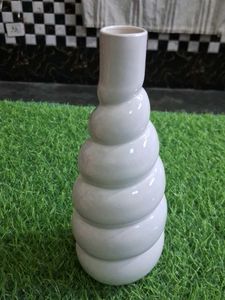 Combo of Unique Twisted Ceramic Vase&amp; Spiral vase