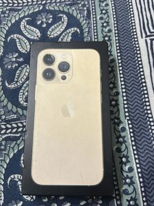 iPhone 13 pro box