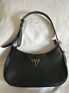Guess Black Shoulder Handbag
