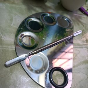 Mixing Palette With Spatula