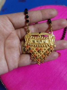 Beautiful Gold Mangalsutra