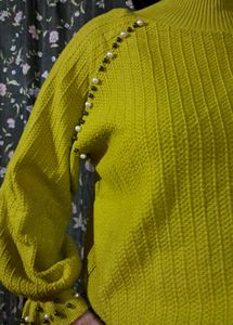 Elegant Pearl Detail Knit Sweater