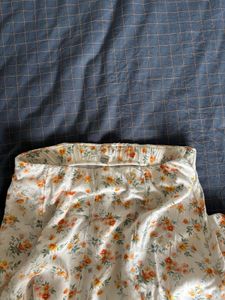 Floral Maxi Skirt zipper on the side