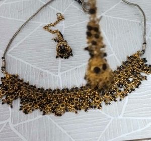 Black Stone Set With Earrings