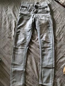 Light Wash High Waisted Skinny Jeans
