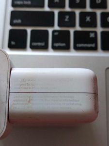 Apple 61W USB-C power Adopter