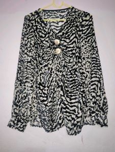 Stylish Black & White Animal Print Top