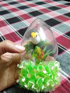Bird showpiece glass