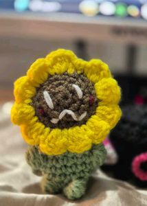 Handmade Crochet Sunflower keyring