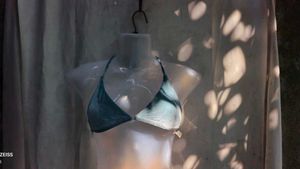 221110. Teal Tie-Dye Bikini Top