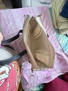 Stylish Handbag with Unique Design