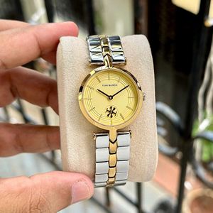 TORY BURCH KIRA – MINIMAL CHIC IN TWO-TONE IVORY G