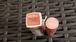 Maybelline The Creamy Mattes Lipstick