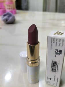 MYGLAMM LIT Satin Matte Lipstick