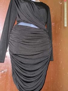 Elegant Black Ruched Long Sleeve Dress