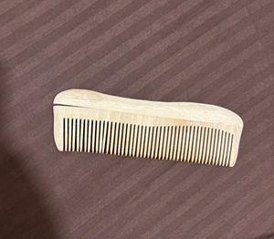 Vega Wooden Hair Comb