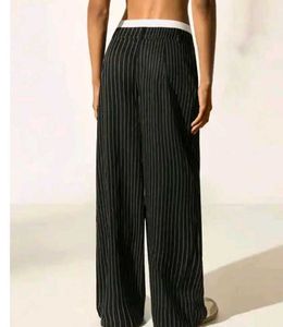 Chic Pinstripe Wide Leg Pants