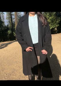 Chic Black Double-Breasted Wool Coat