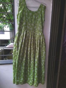 Green Floral Print Sleeveless Dress