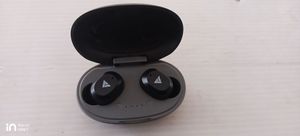 Boult Audio Combuds