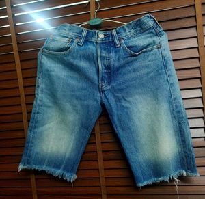 Levi's 501 classic denim cut-off shorts