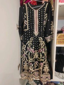 ,😍😍Original pakistani black suit set