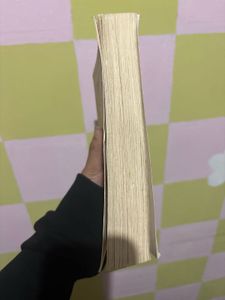 It Ends With Us - Novel Book