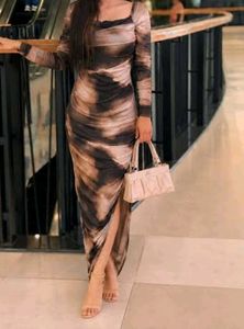 Stylish Tie-Dye Maxi Dress